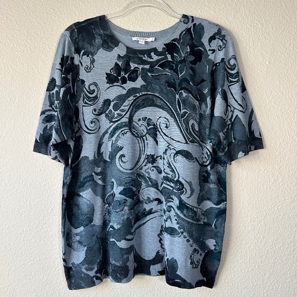 Chicos size 2 /L short sleeve pullover sweater blue floral soft rayon lightweigh - Picture 1 of 11